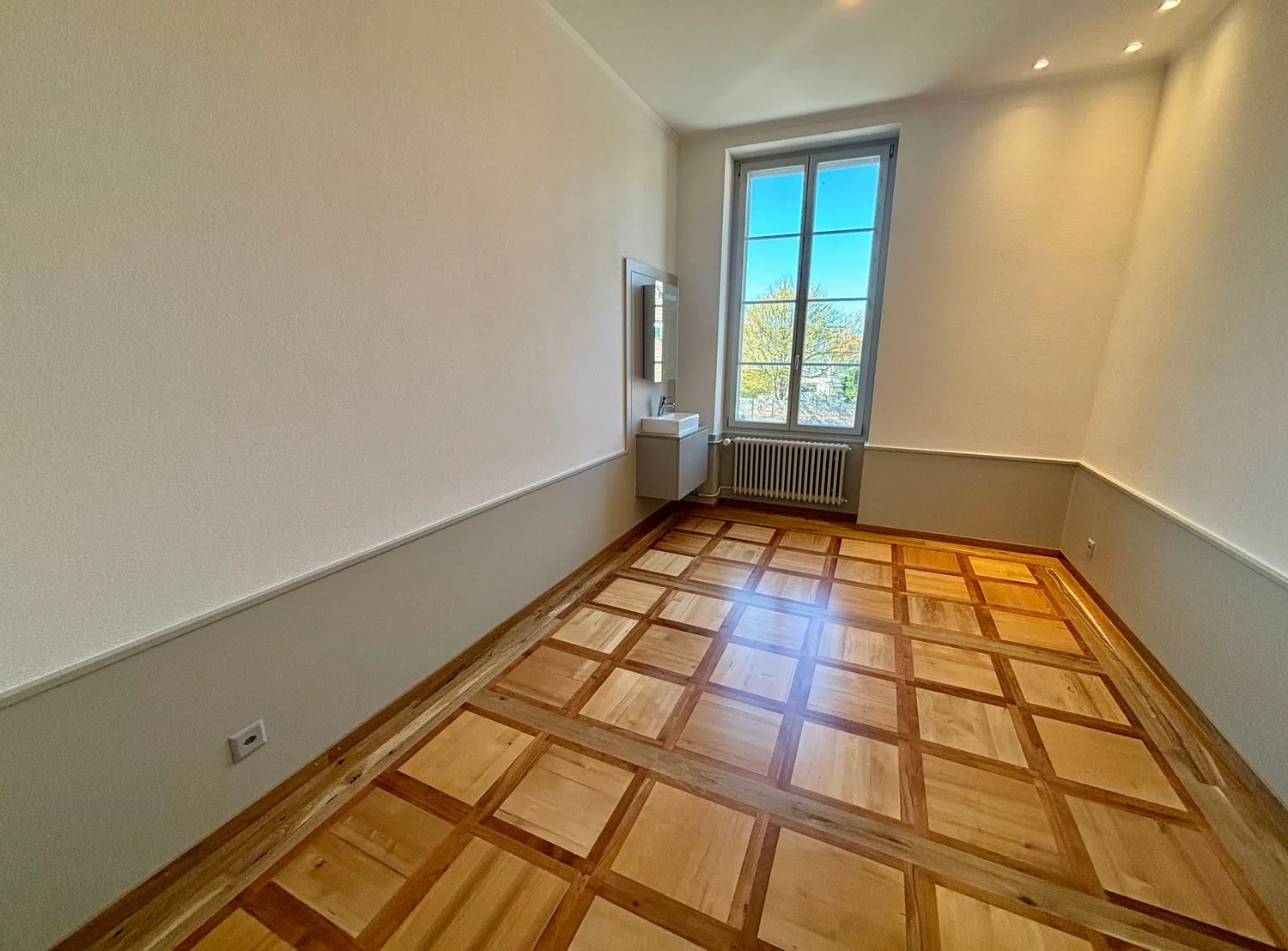 Espace de bureau/commercial attractif dans un emplacement central