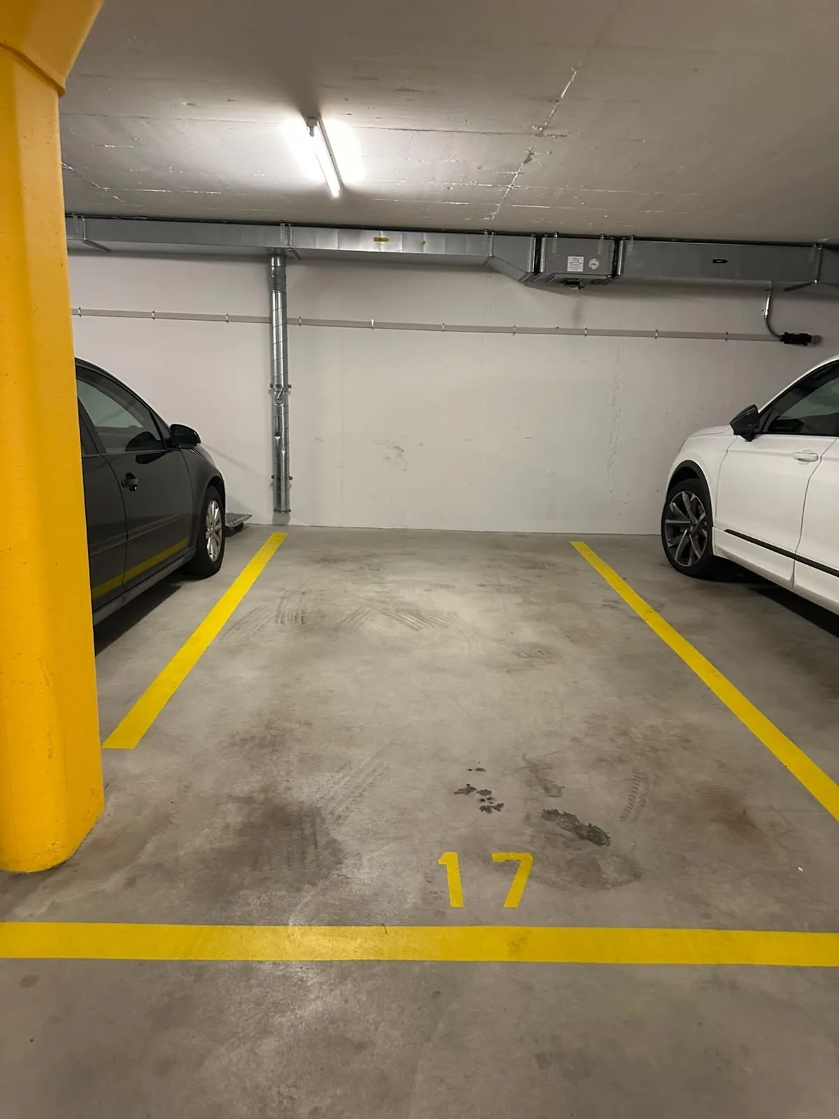 Parking space in new underground garage in Kloten