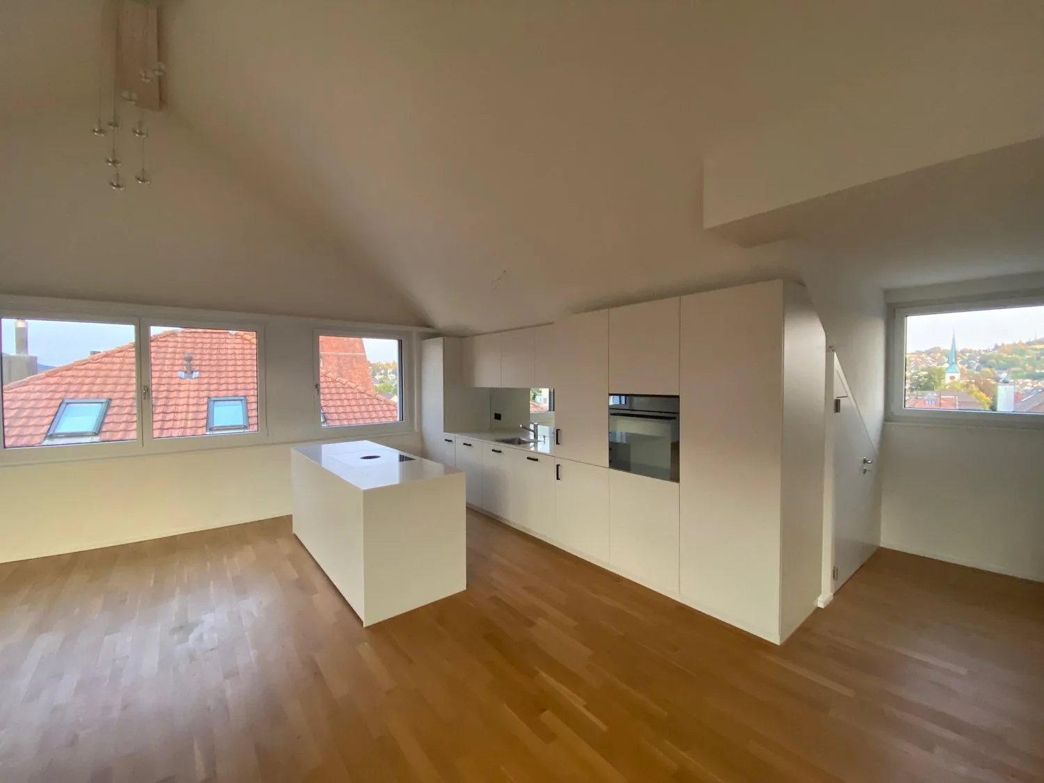 Bright 3.5-room apartment with balcony and beautiful view in St. Gallen