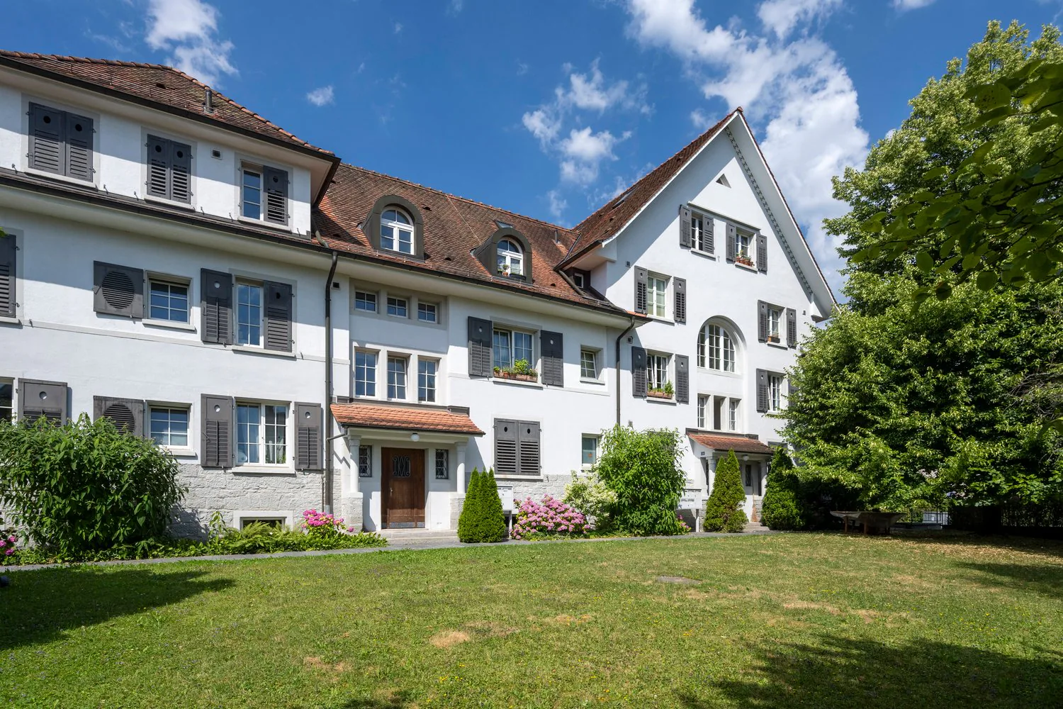 Altbaucharme trifft Lebensqualität – Ihr neues Zuhause in Thalwil!