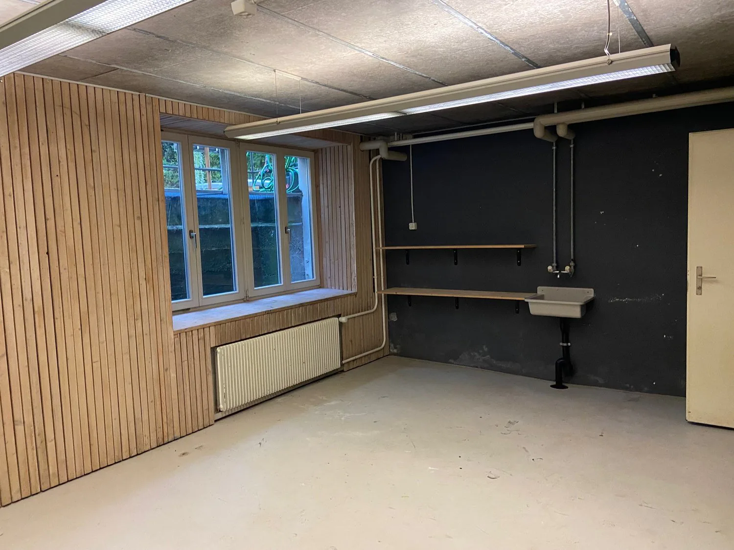 Hobby Room/Craft Room for Rent in St. Gallen – Schönaustrasse 39