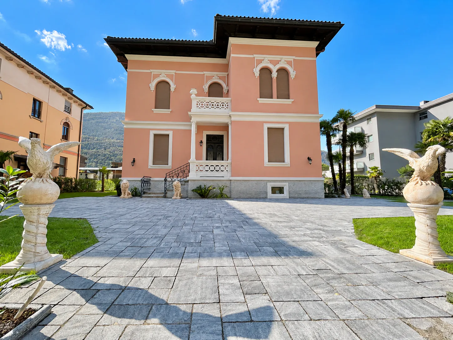 4.5 locali alto standing con giardino privato a Capolago