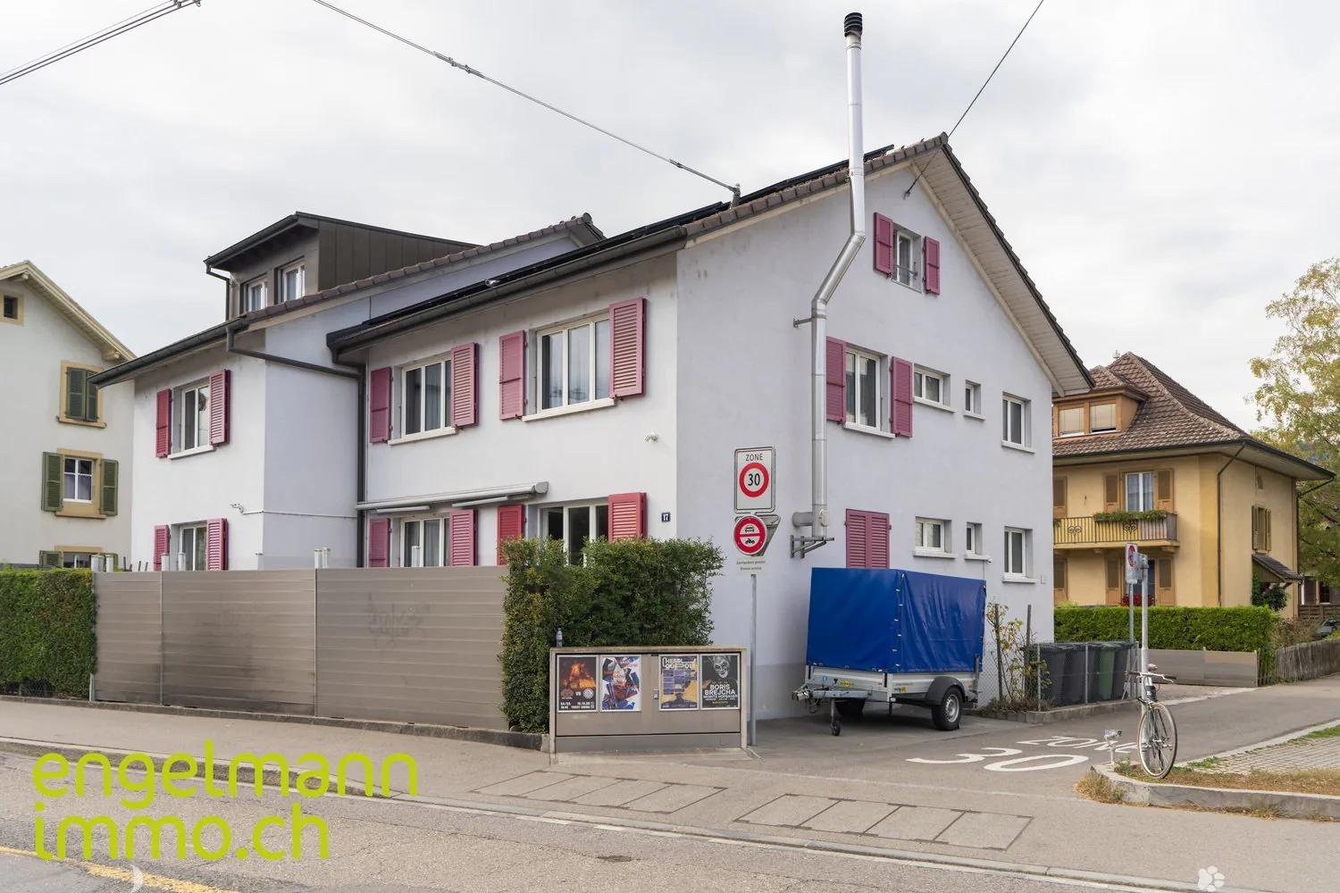 Immeuble de trois logements | Dreifamilienhaus