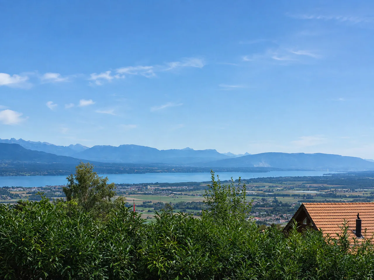 Appartamento 3,5 locali con vista panoramica sul Lago di Ginevra e le Alpi