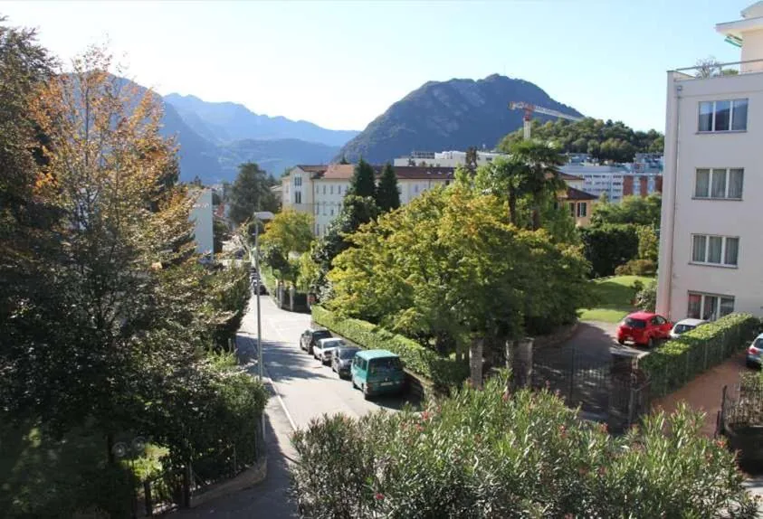 New 4 1/2 room apartment in Lugano