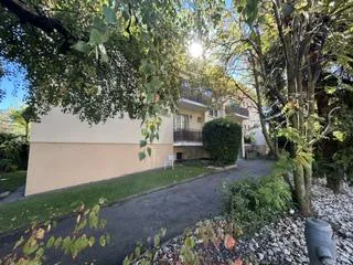 Zu vermieten wunderschöne 4.5 Zimmerwohnung im Wohnviertel Gravelone in Sion