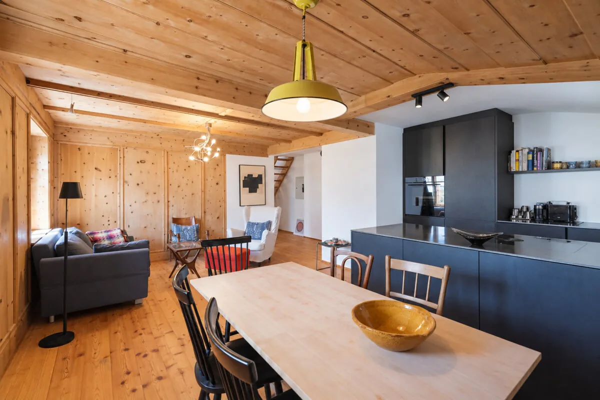 Sent: Holiday apartment with Arven charm and large garden