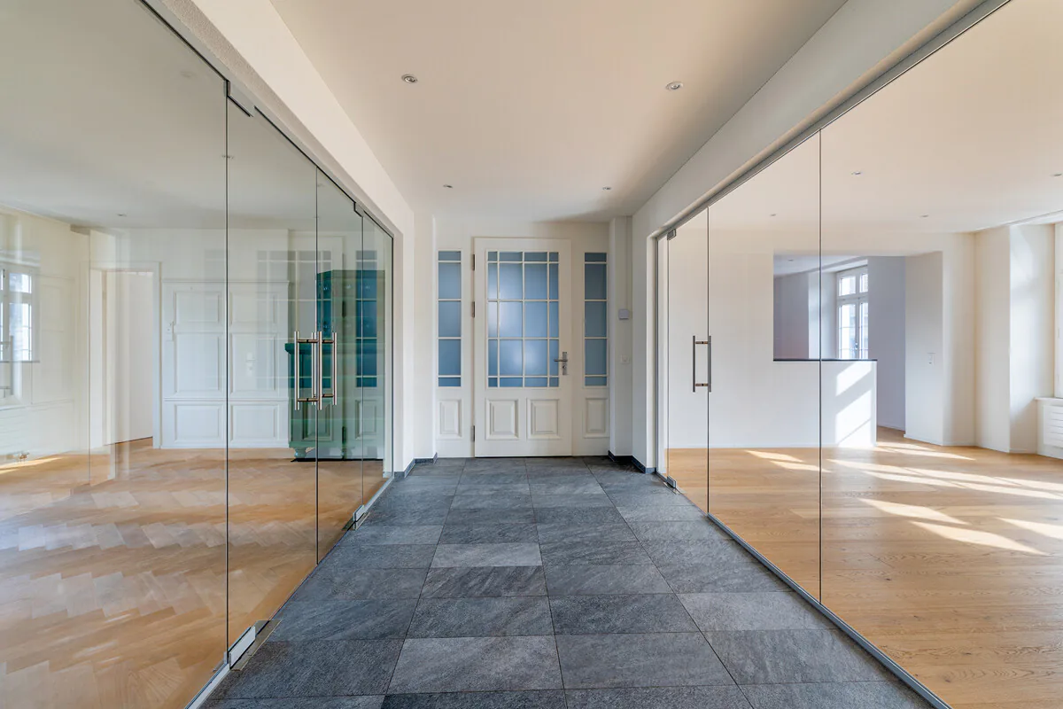 Horgen: Characterful 5-room apartment near the city center and lake