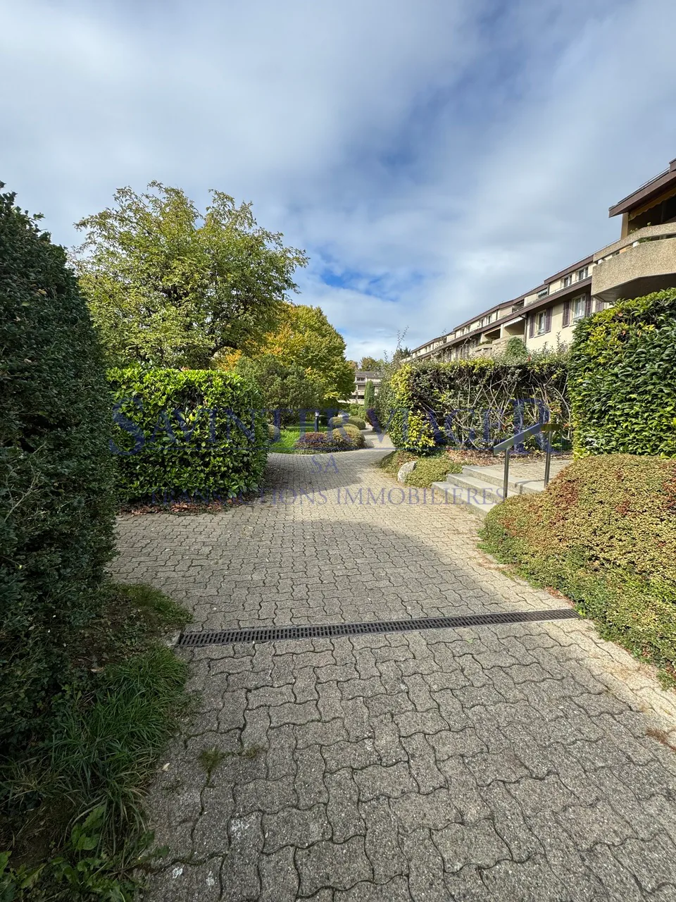 Bel appartement en viager à la Planta