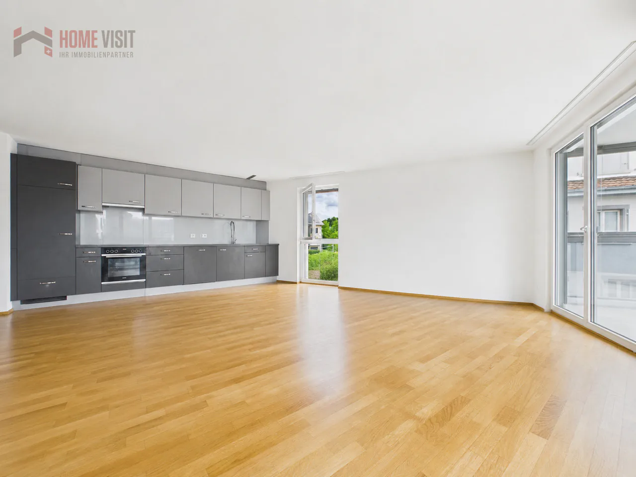 Luce, spazio e qualità della vita - appartamento di 4,5 locali elegante a Dornach
