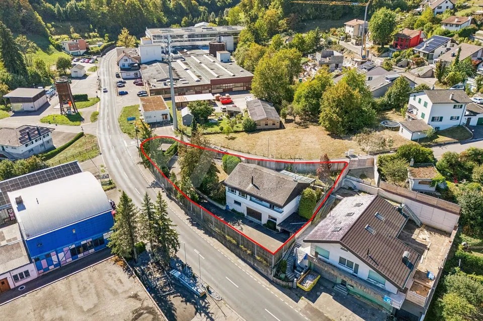 Opportunité de résidence et d'investissement avec garage 4 places & ascenseur pour voitures