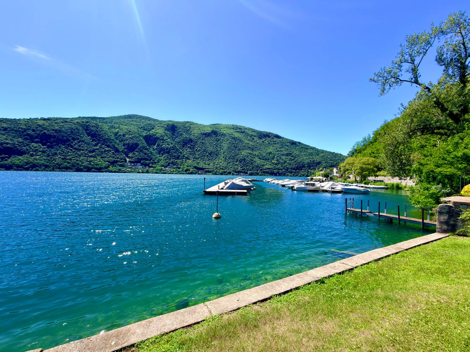 3788 ZWEITWOHNSITZ WUNDERSCHÖNES EINZIMMERWOHN. MIT SEEBLICK, TERRASSE UND GARTEN
