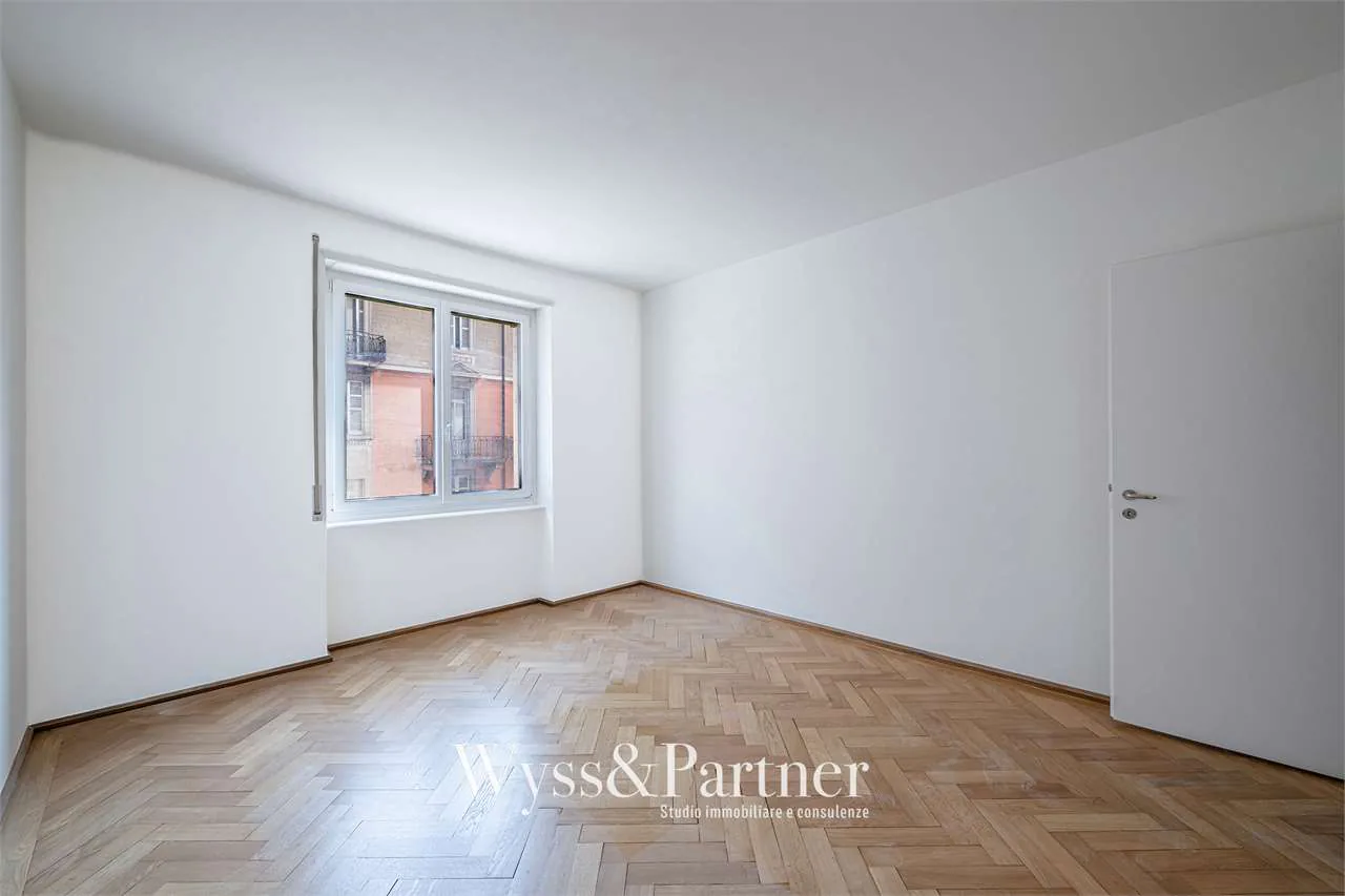 Lugano, Via Franscini - 4 rooms renovated with balcony