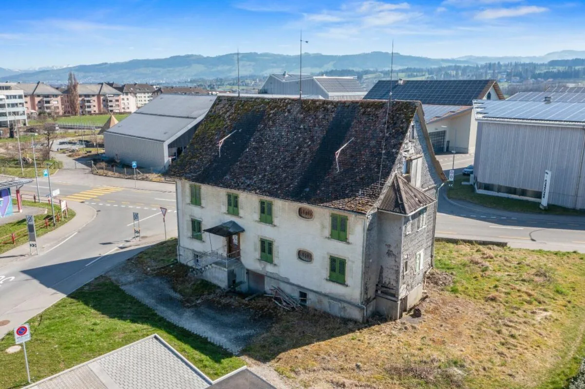 Casa protetta dal punto di vista storico con molte opzioni!