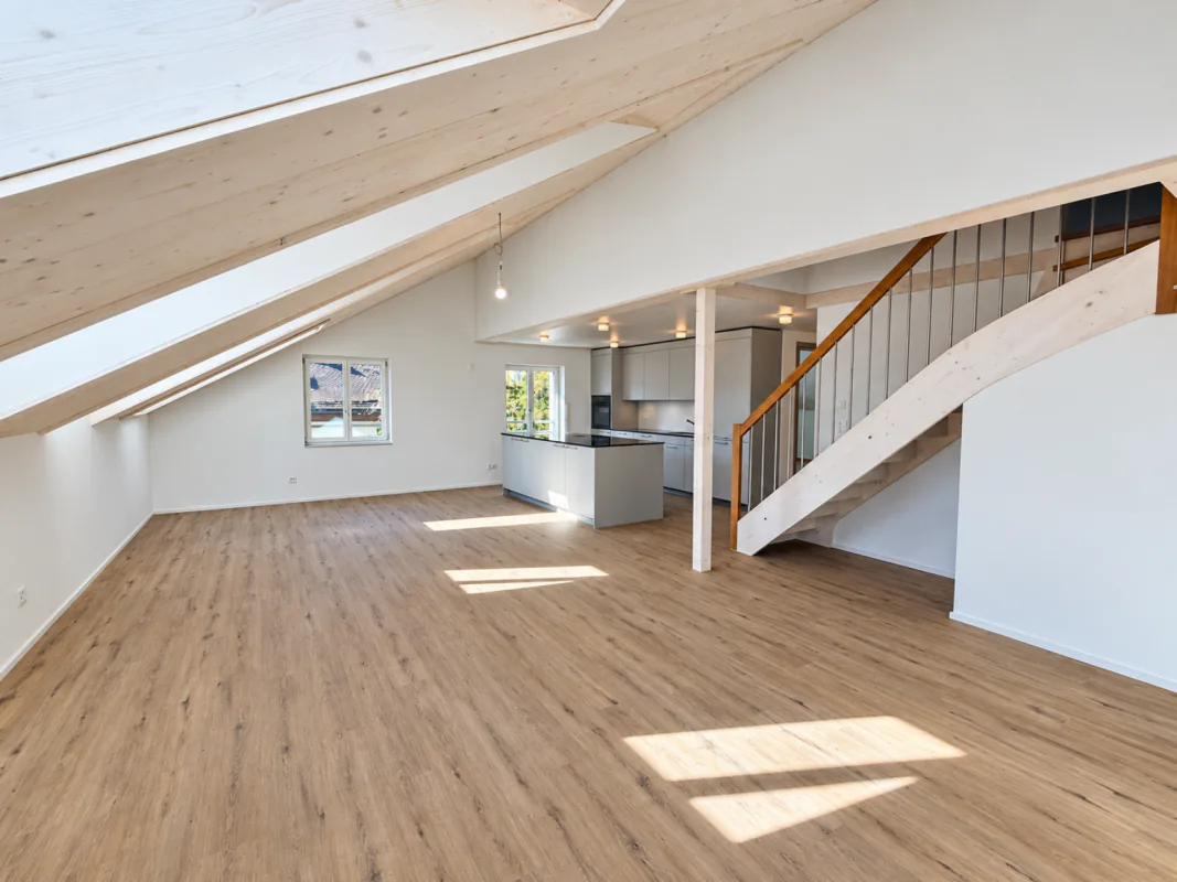 MAISONETTE SPaziosa CON FASCINO DEL MANSARDA IN PRIMA OCCUPAZIONE