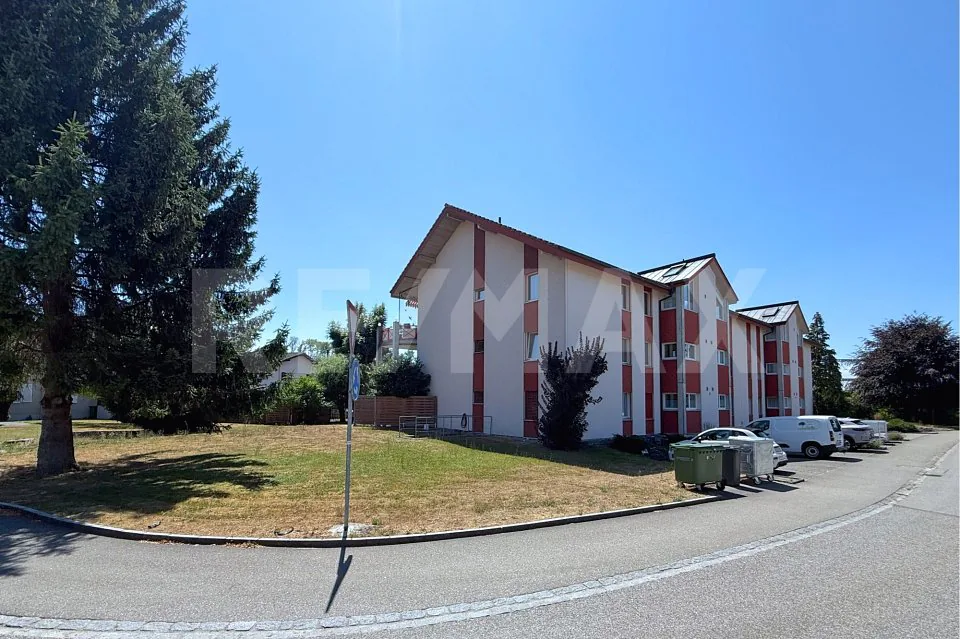 Viel Platz zum Wohlfühlen sonnige 5½-Zimmer-Eigentumswohnung mit Wintergarten und Cheminée