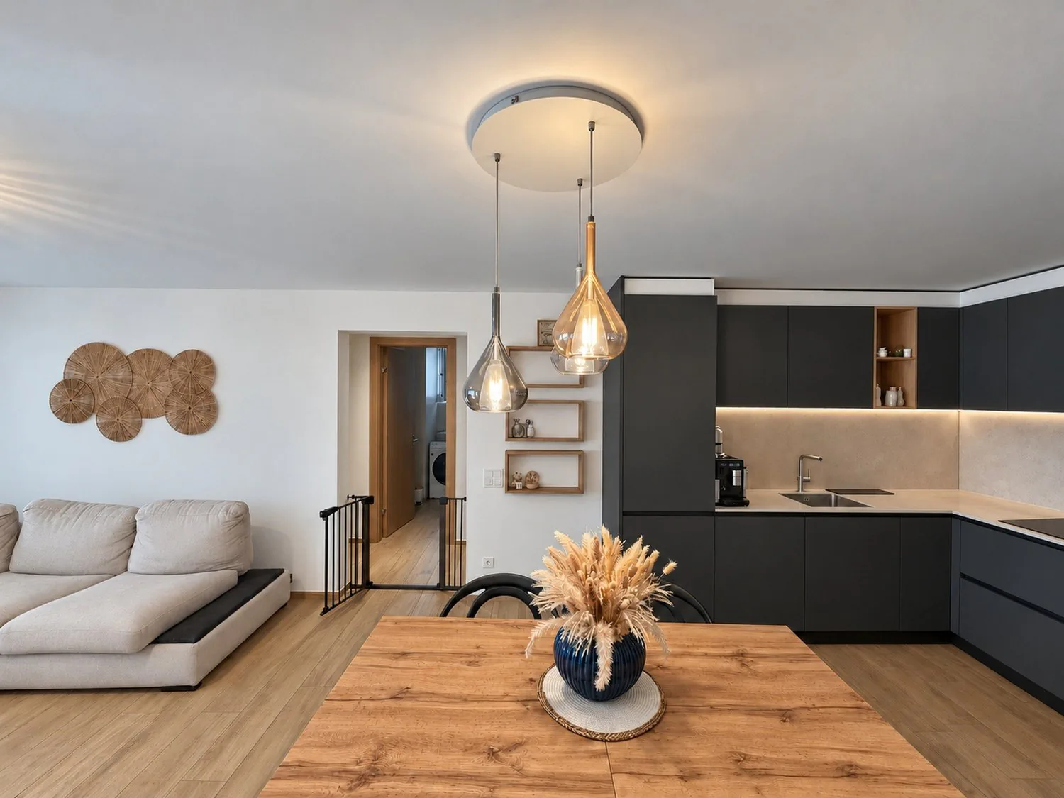 Modern and recent 3.5 rooms with garden in Rivera
