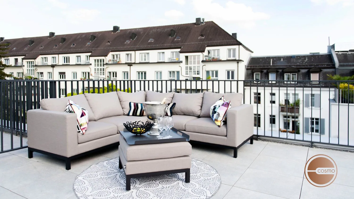 TOP FLOOR, TOP SHOT! LUXUSWOHNUNG IN SEEFELD / TOP FLOOR, TOP SHOT! LUXURY APARTMENT IN SEEFELD