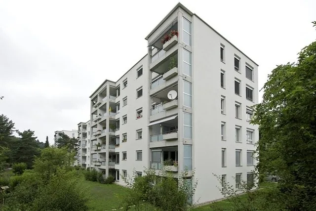3.5 room apartment in a quiet residential area near the Forchbahn