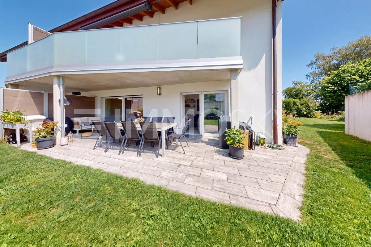 RESERVE - 4.5 pièces avec env. 200 m² de jardin !