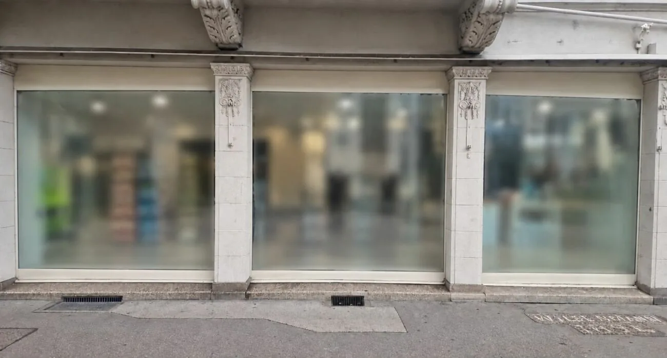 Recherche de locataire pour un local commercial attractif dans la vieille ville d'Aarau