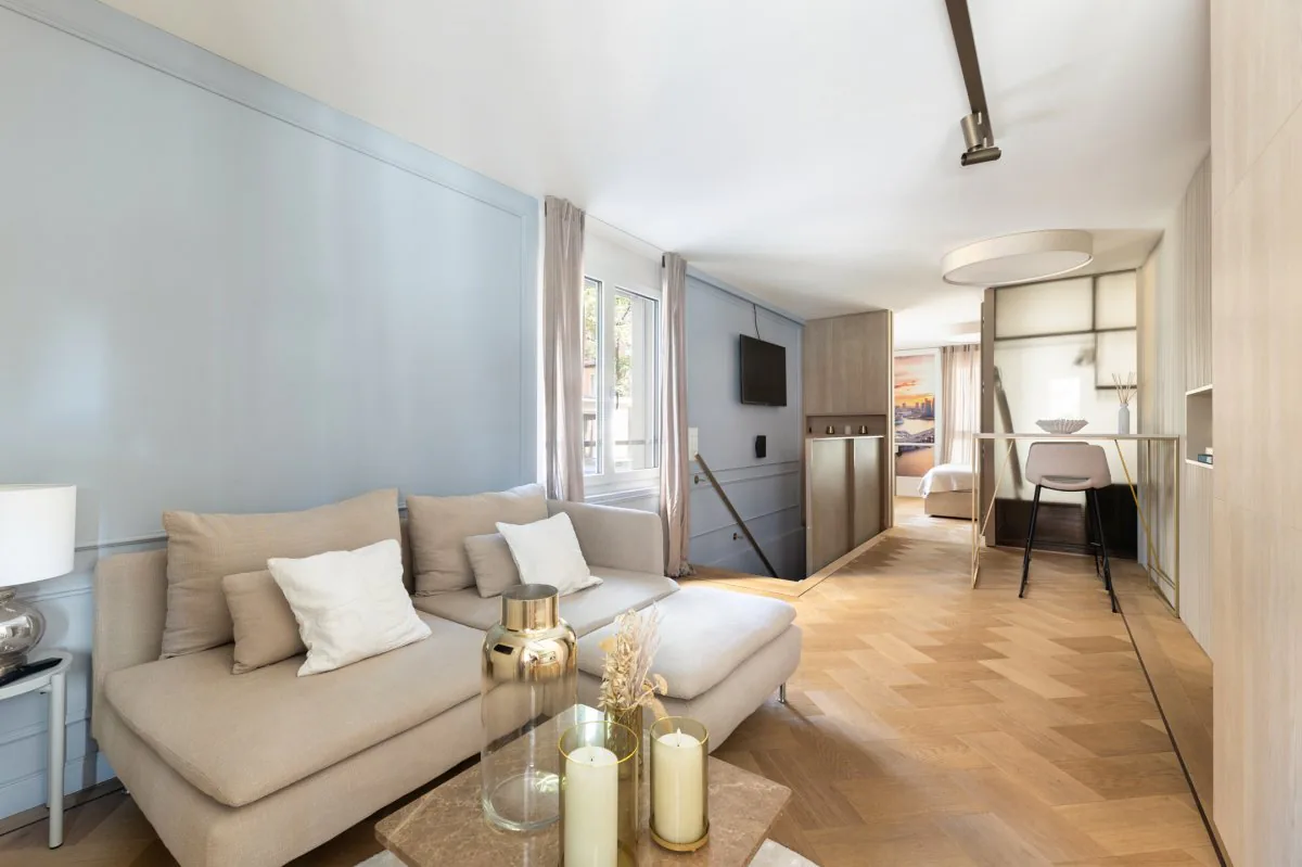 Furnished apartment with stylish design!