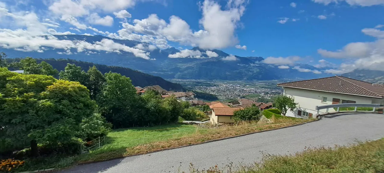 CHANDOLIN - SAVIÈSE - Magnificent building plot of 1'089 m²