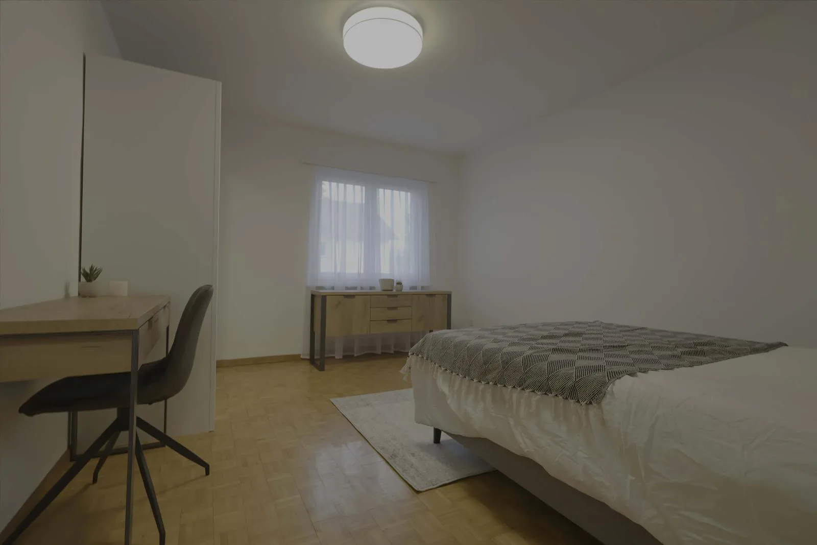 Quiet Urban Retreat Close to University in Irchel