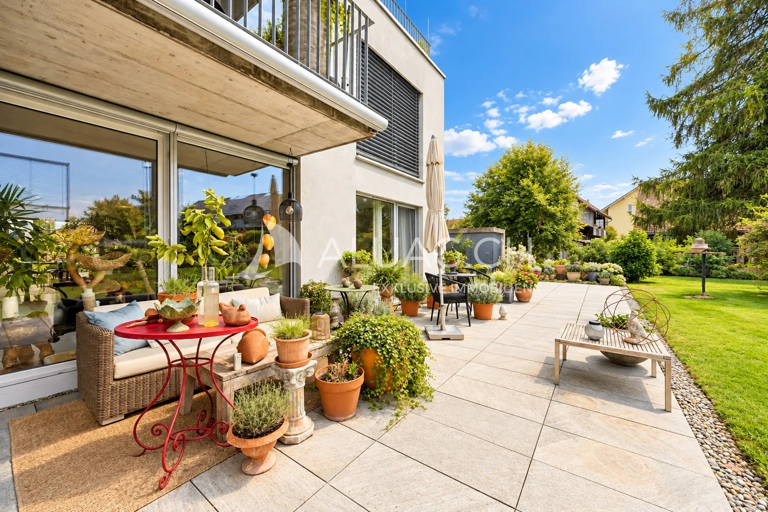 GARTENWOHNUNG WIE IM EINFAMILIENHAUS
