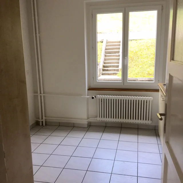 Charmanter Apartment mit 3 Zimmern im Erdgeschoss mit Eichenparkett