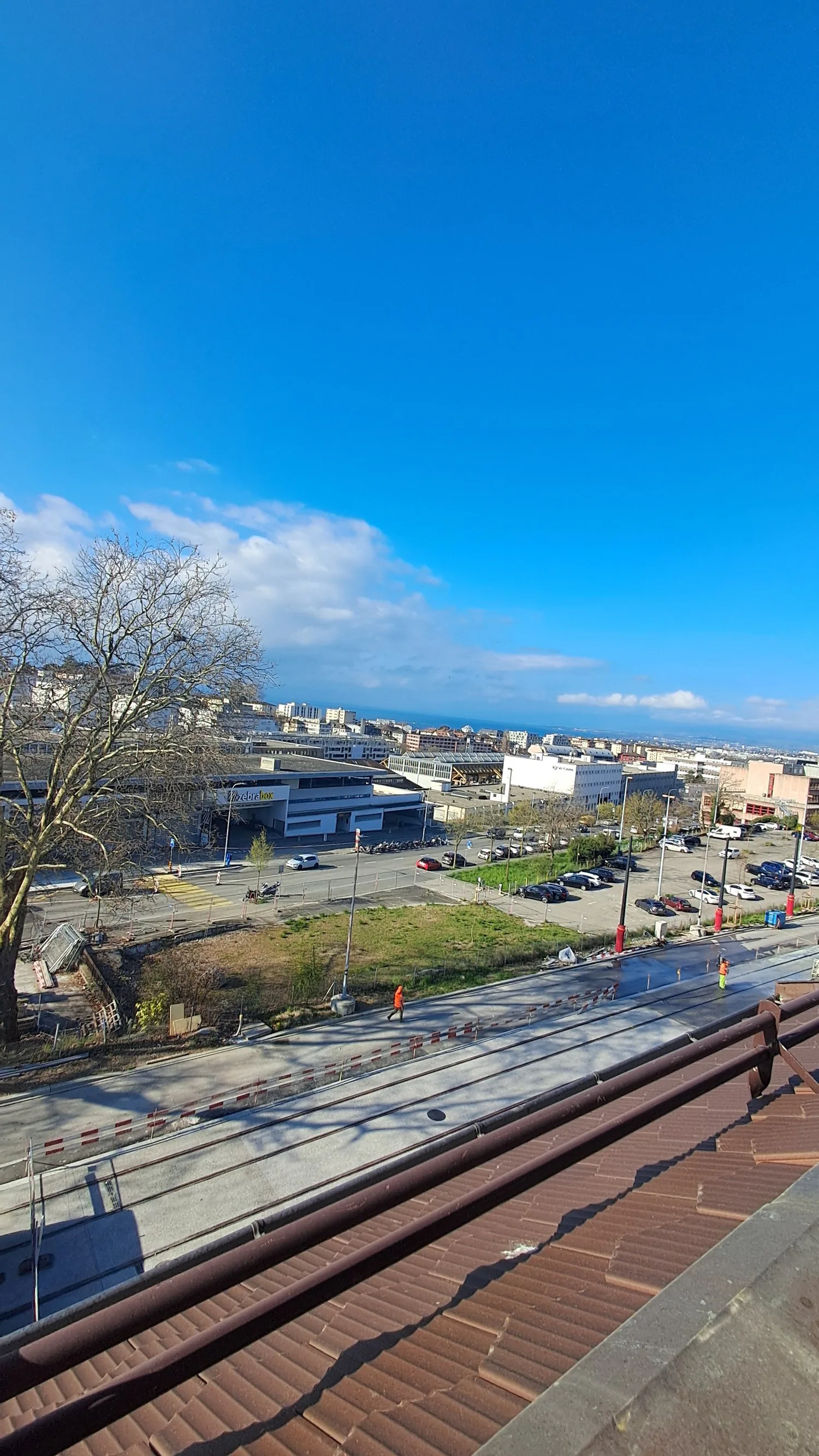 IN AFFITTO – APPARTAMENTO DI 2.5 LOCALI AL 3° PIANO – LOSANNA
