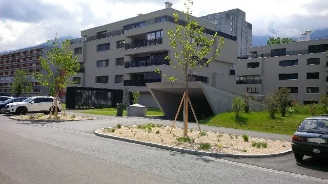 Motorradplatz in Buchs zu vermieten