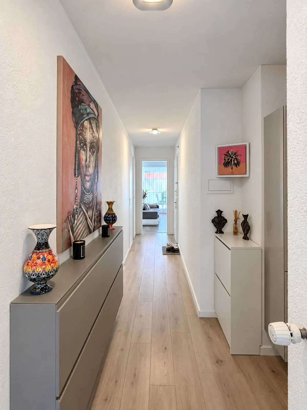 Wohnung mit 4.5 Zimmern renoviert mit Terrasse, in der Nähe des Sees in Préverenges