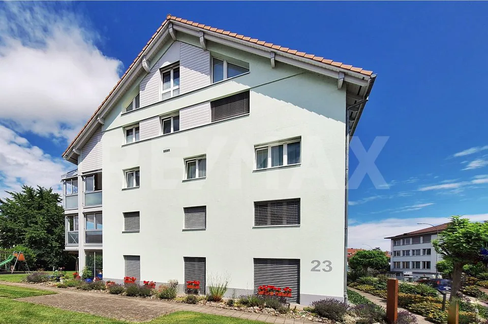 4½Eigentumswohnung mit Wintergarten und Einstellhallenplatz