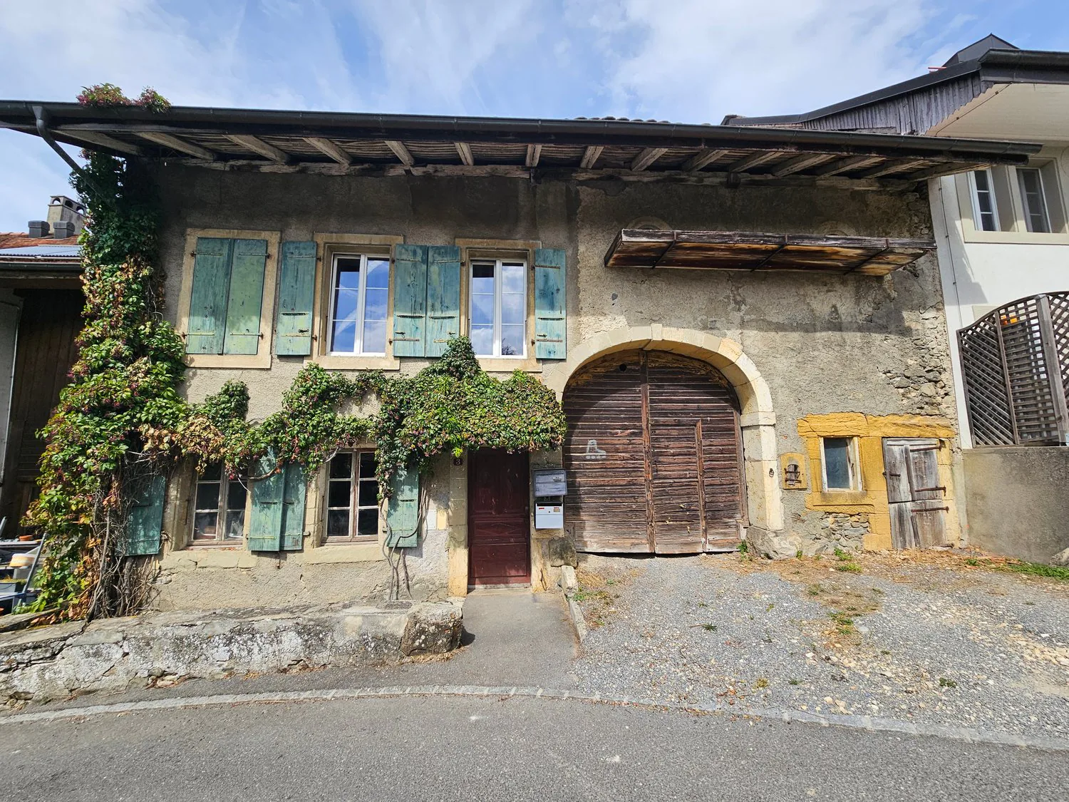 Casa di villaggio rurale da ristrutturare. Rurale con potenziale