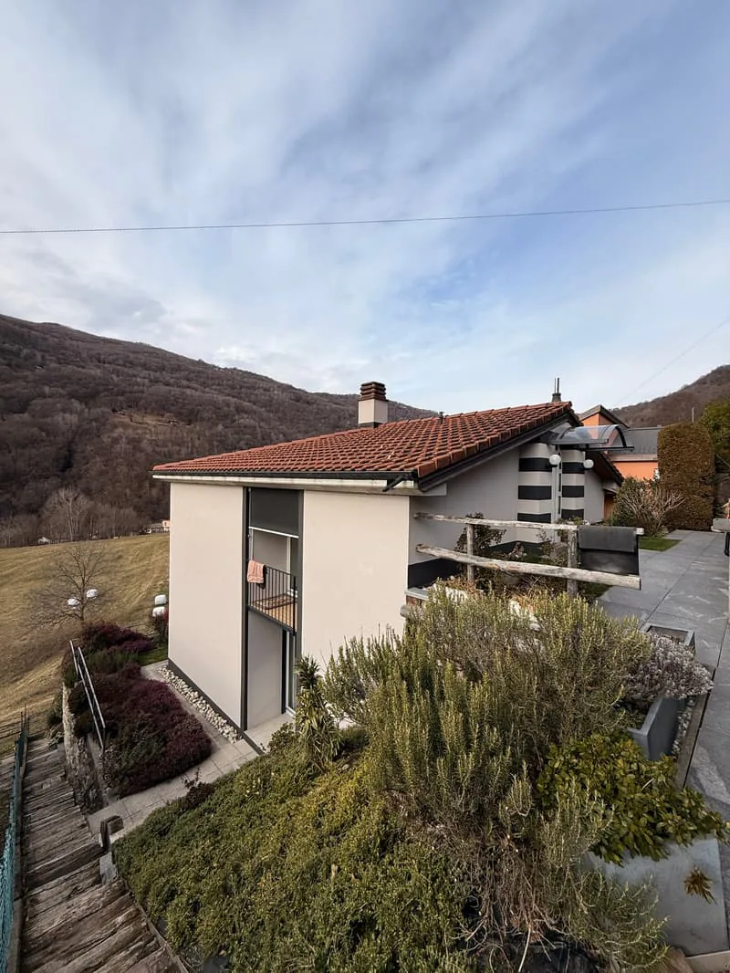 CAPRIASCA - EINFAMILIENHAUS MIT GARTEN ZU VERMIETEN