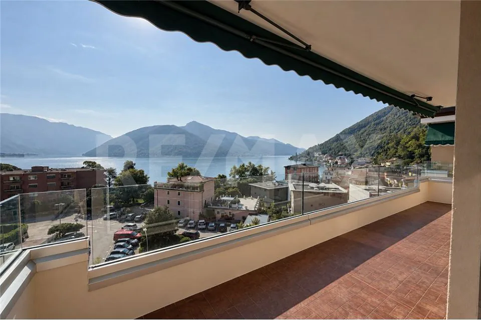 Attraktive 2½-Zimmer-Wohnung mit herrlichem Seeblick