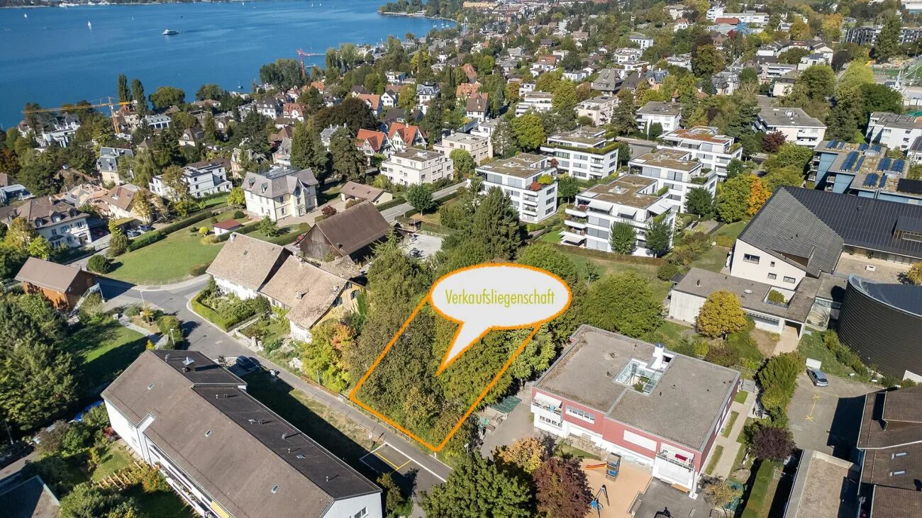 1.059 m² di terreno edificabile nel centro storico del villaggio di Zollikon - un'opportunità rara!