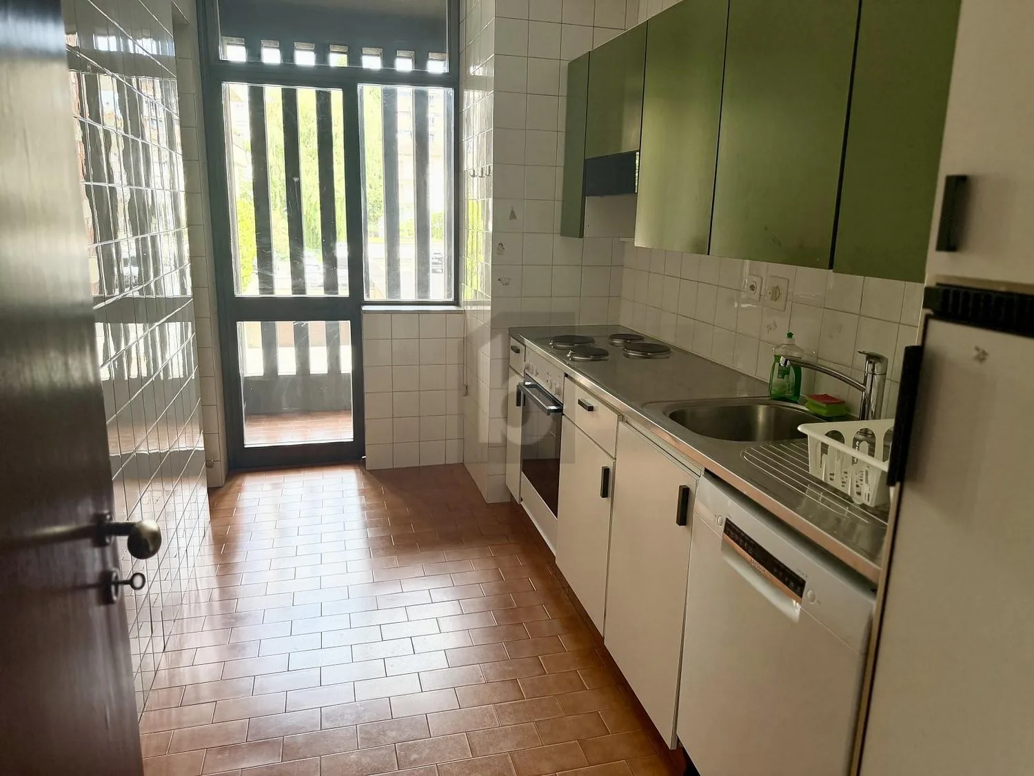 In the central area, spacious and practical