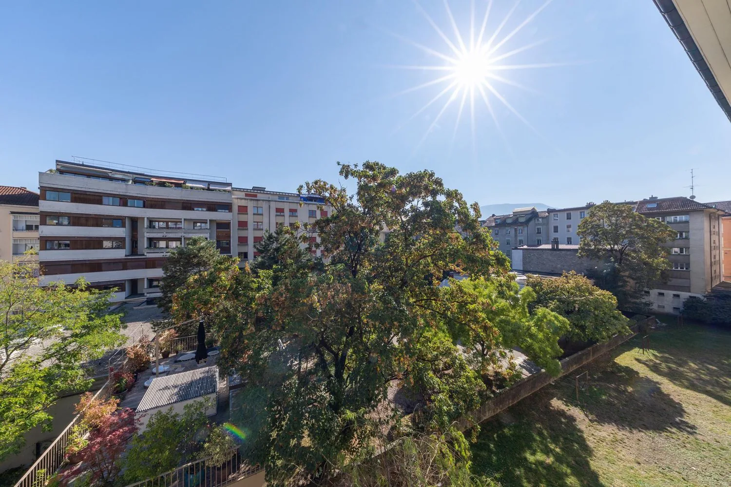Seltenes Architekten-Triplex