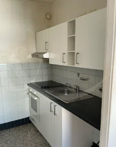 Av. Henri-Dunant 8, appartamento di 2 locali