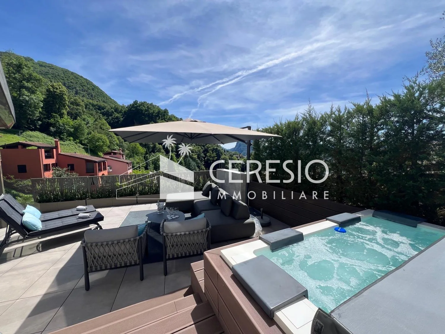 Stunning 5.5-room apartment with view and Jacuzzi