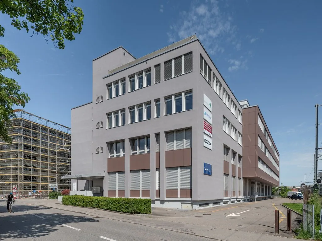 Attraktive 463m2 Gewerbefläche mit Gestaltungsfreiheit an idealer Lage