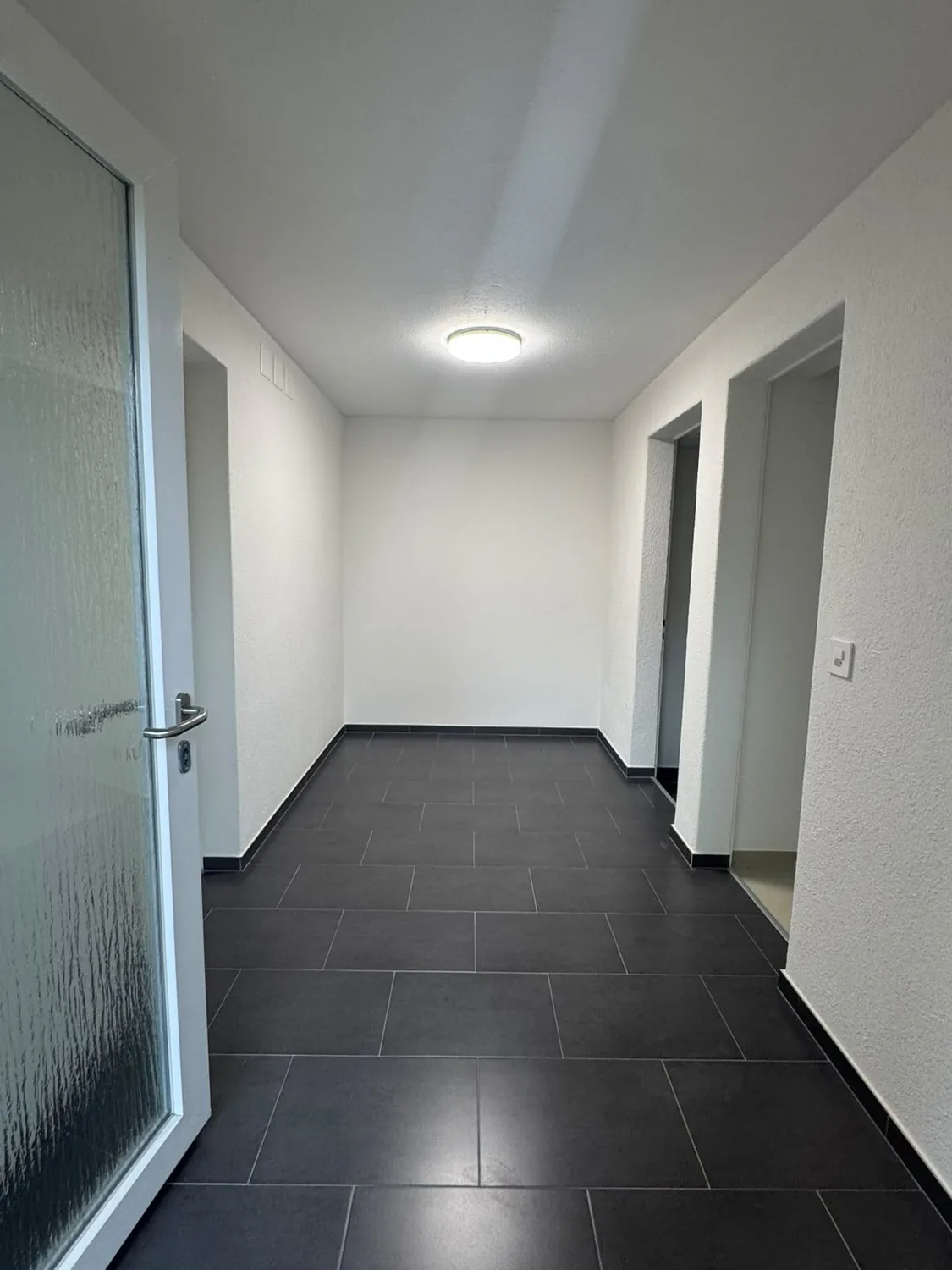 Charmante 2.5-Zimmer-Wohnung in Fahrweid zu vermieten!
