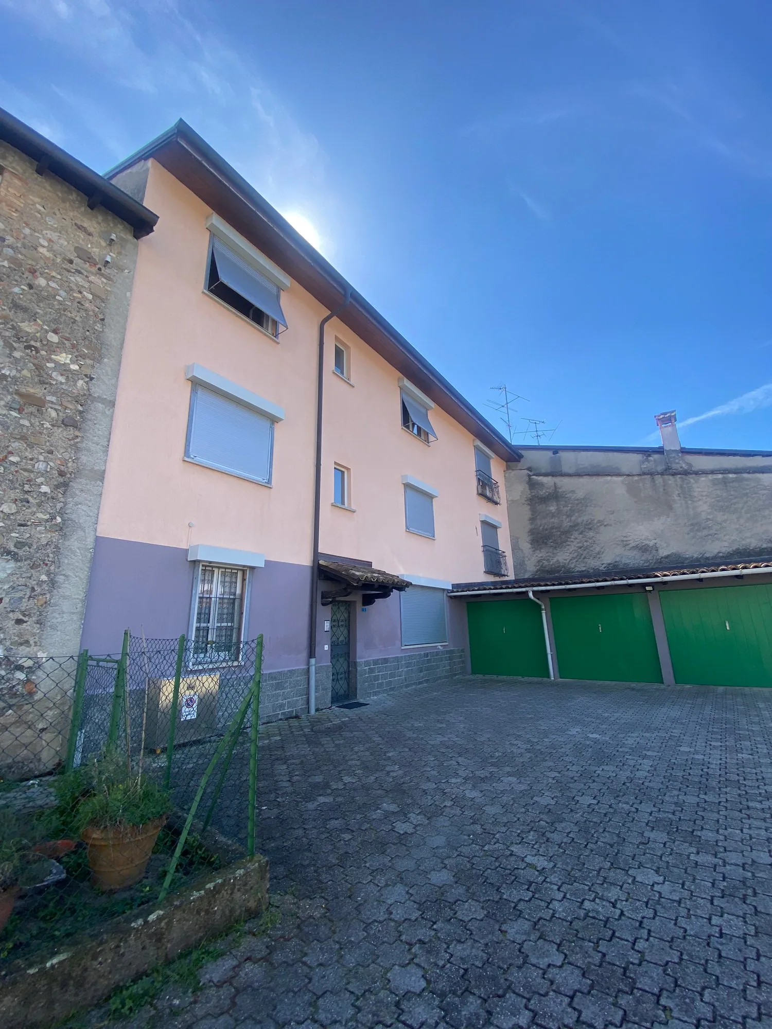 Appartement de 3 pièces à louer à Ligornetto – 110m²