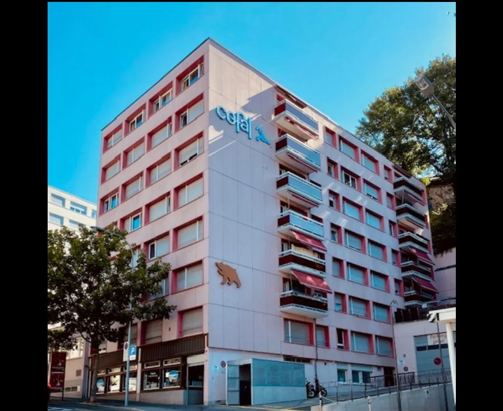 2.5-room apartment on the 1st floor - Group visit