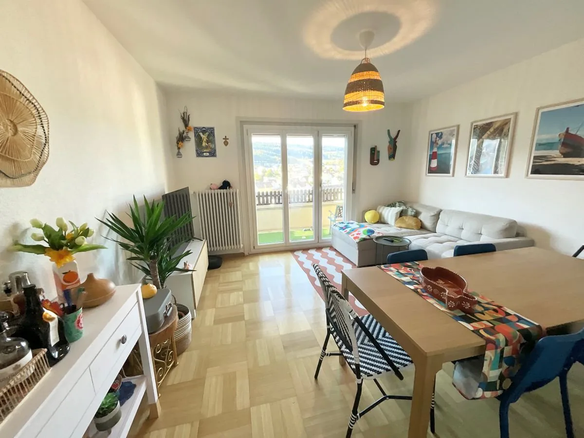 Appartement de 3 pièces avec balcon et vue dégagée