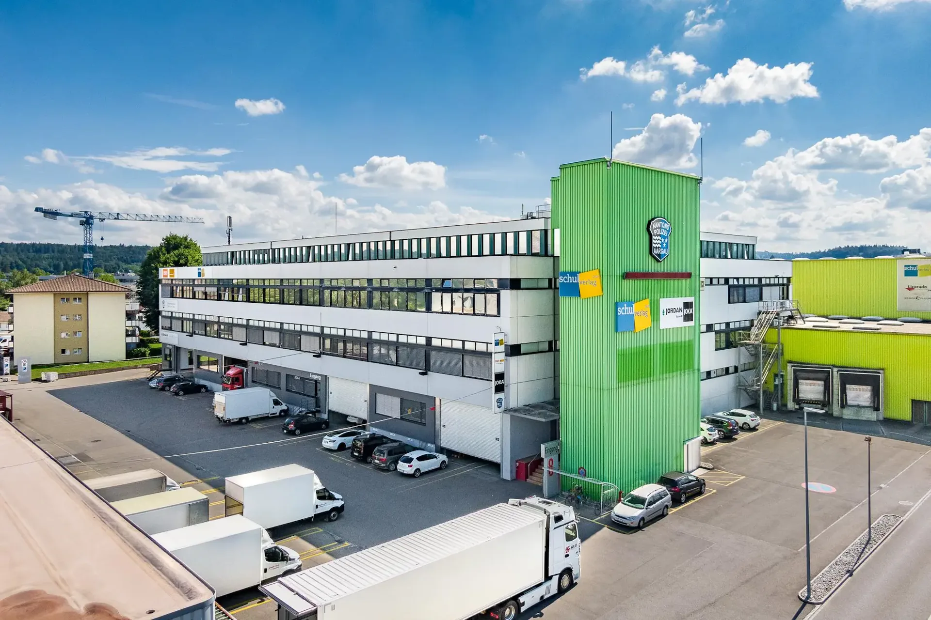 Espace de bureau moderne avec 134 m² dans l'immeuble d'affaires COMBO à Buchs AG
