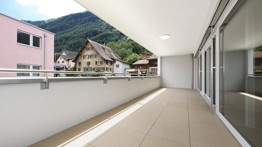 VIVERE CON SPAZIO CON AMPIO BALCONE