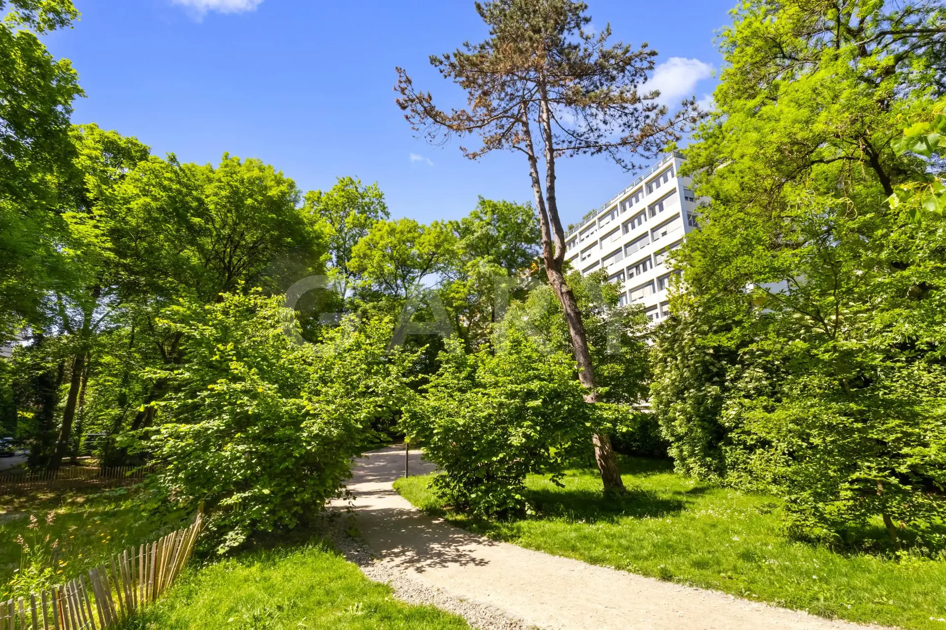 Geräumige 7-Zimmer-Wohnung im begehrten Viertel Champel